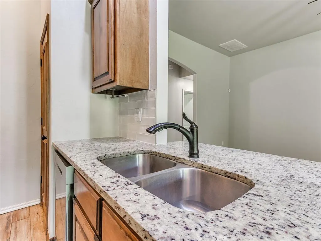 Photo 32 — 19430 Hidden Pines Drive, Norman, OK 73026