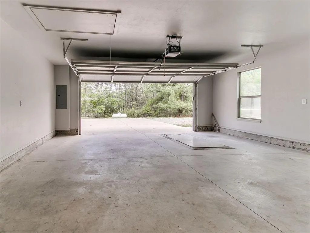 Photo 34 — 19430 Hidden Pines Drive, Norman, OK 73026