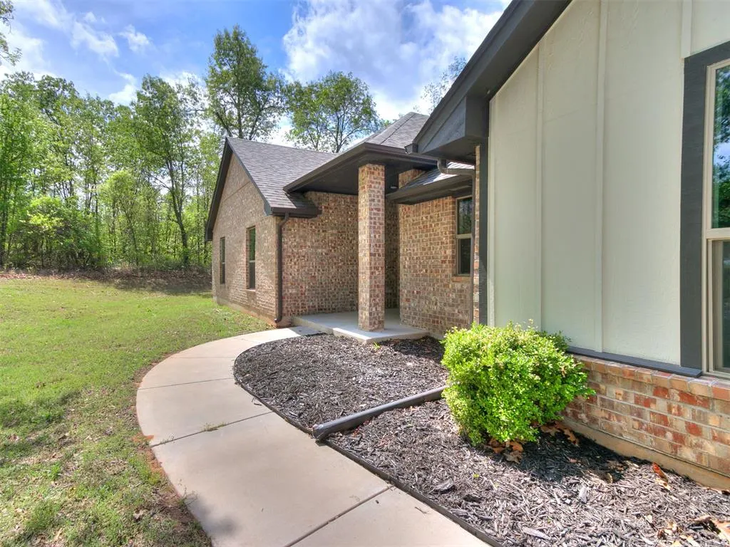 Photo 41 — 19430 Hidden Pines Drive, Norman, OK 73026
