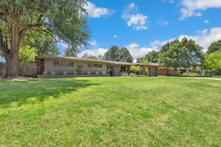 Sold home at 1100 Kenilworth Road