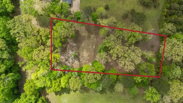 Photo 7 — 341 White Fox Lane, Broken Bow, OK 74728