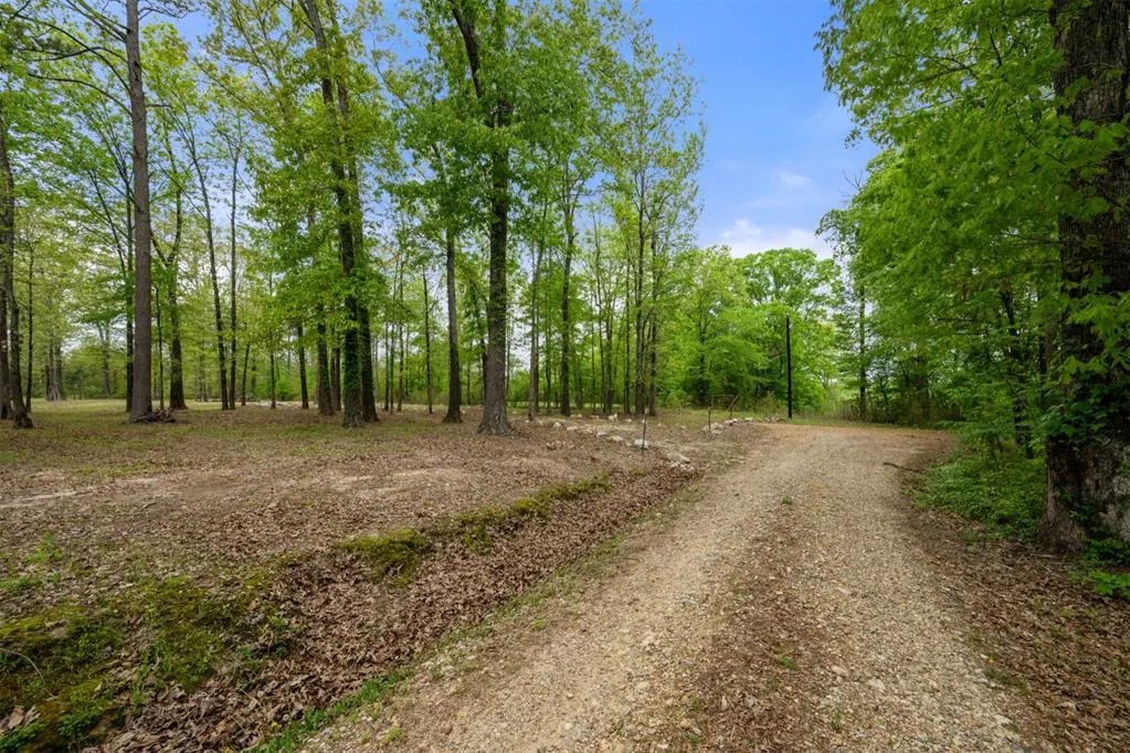 Photo 18 — 341 White Fox Lane, Broken Bow, OK 74728