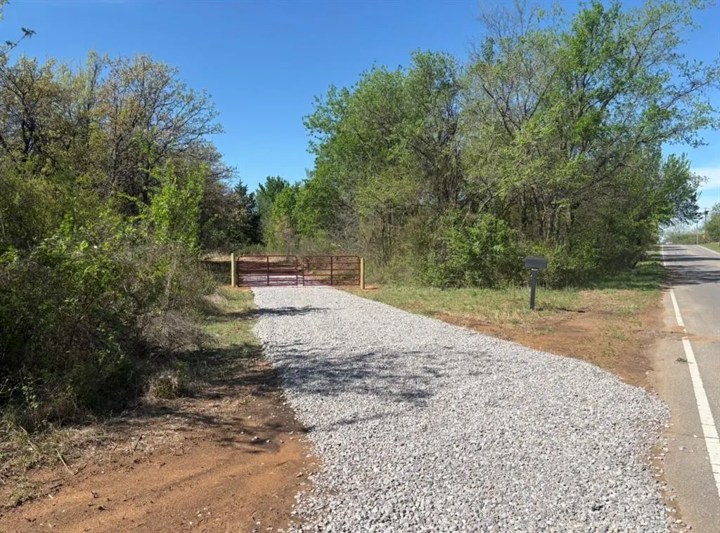 Front exterior — 11200 NE 50th Street, Spencer, OK 73084