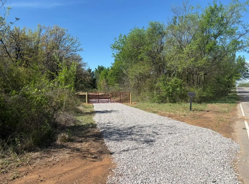 Photo 6 — 11200 NE 50th Street, Spencer, OK 73084