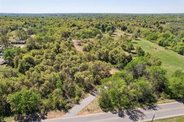 Photo 8 — 11200 NE 50th Street, Spencer, OK 73084