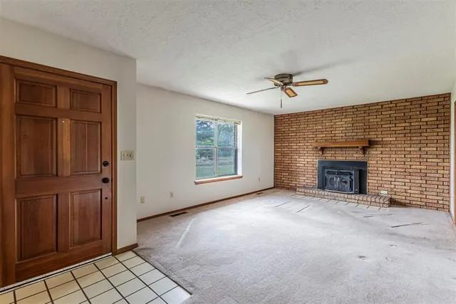 Photo 2 — 16201 Quail Run Road, Lexington, OK 73051