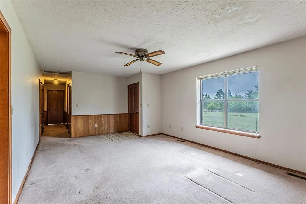 Photo 3 — 16201 Quail Run Road, Lexington, OK 73051