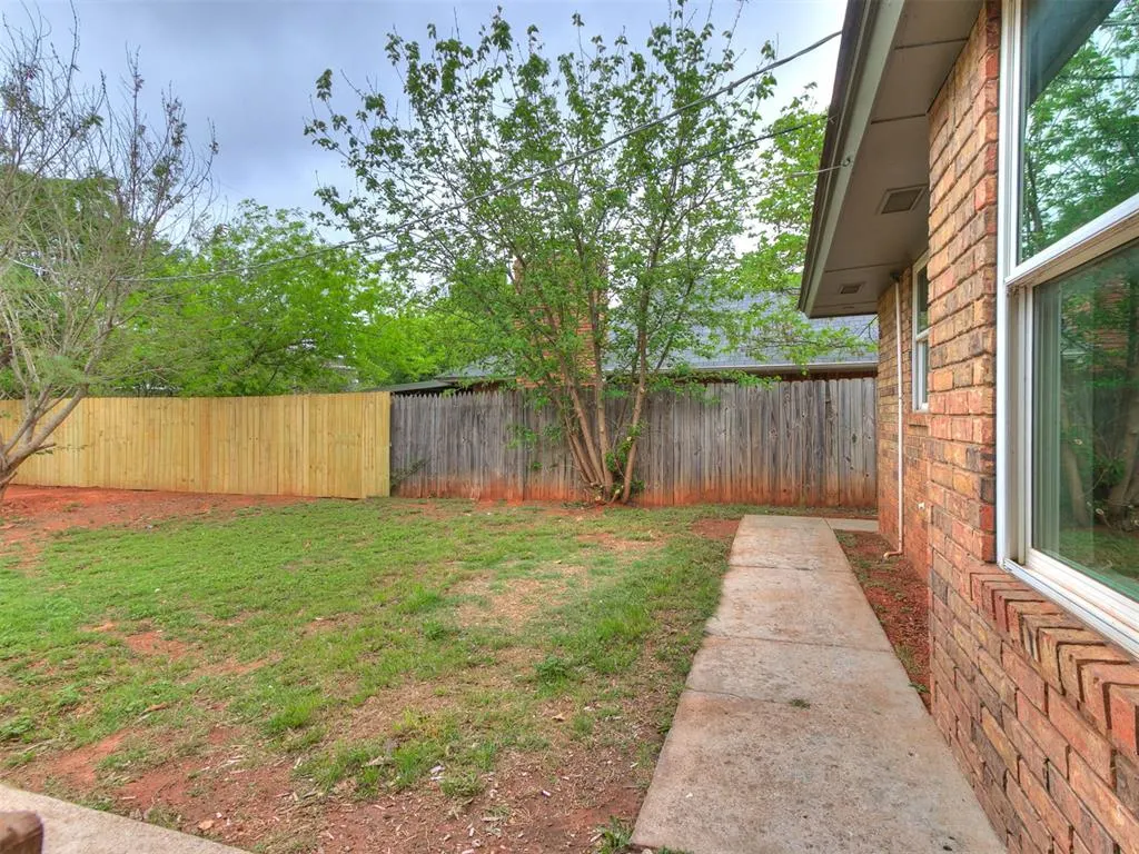 Photo 2 — 11101 N Miller Avenue, Oklahoma City, OK 73120