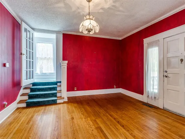 Photo 6 — 604 S Crawford Street, Norman, OK 73069