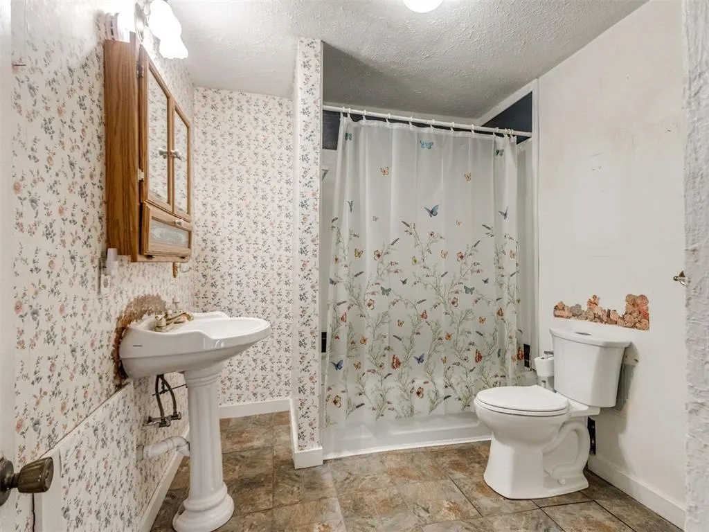 Photo 29 — 604 S Crawford Street, Norman, OK 73069