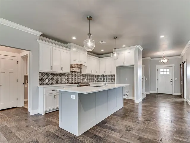 Photo 8 — 2333 Bretton Lane, Edmond, OK 73012