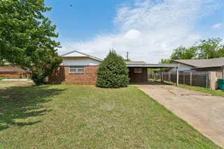Sold home at 509 SW 67th Street