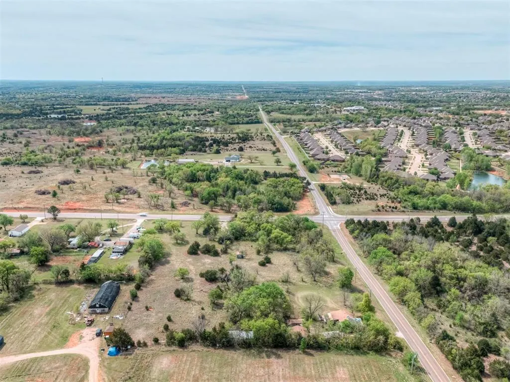 Photo 9 — 3601 Alameda Street, Norman, OK 73026
