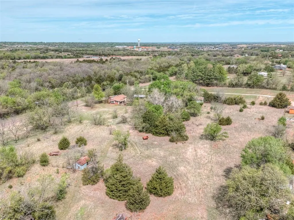 Photo 16 — 3601 Alameda Street, Norman, OK 73026