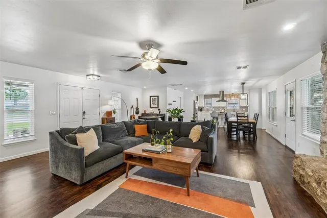 Photo 6 — 1305 Smiling Hill Boulevard, Edmond, OK 73013