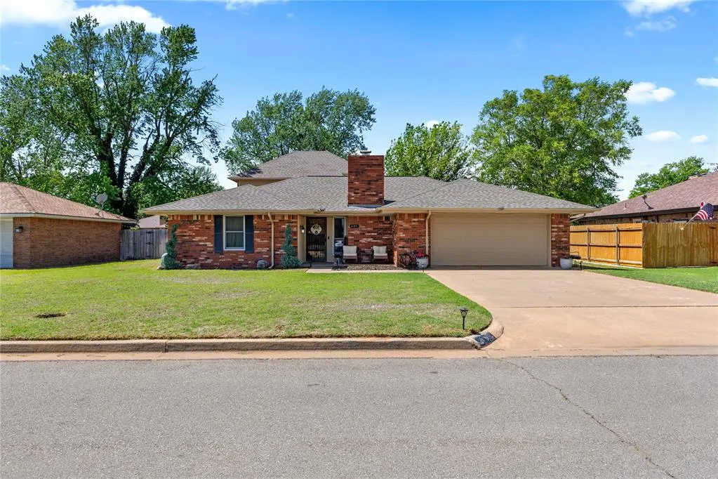 Front exterior — 601 N Pecan Street, Weatherford, OK 73096