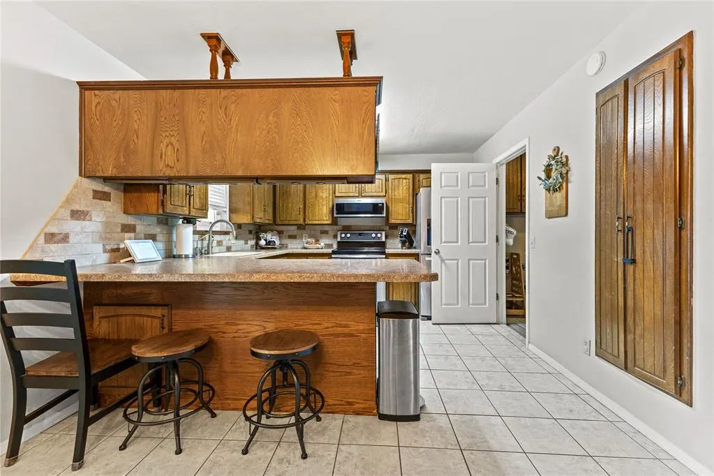 Photo 9 — 601 N Pecan Street, Weatherford, OK 73096