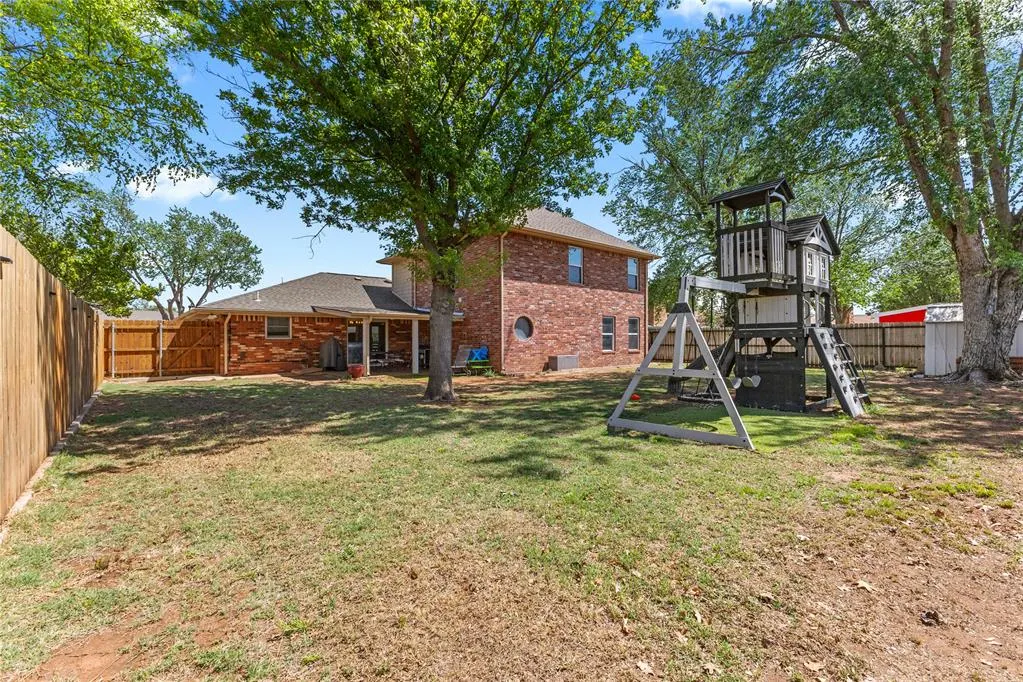 Photo 36 — 601 N Pecan Street, Weatherford, OK 73096