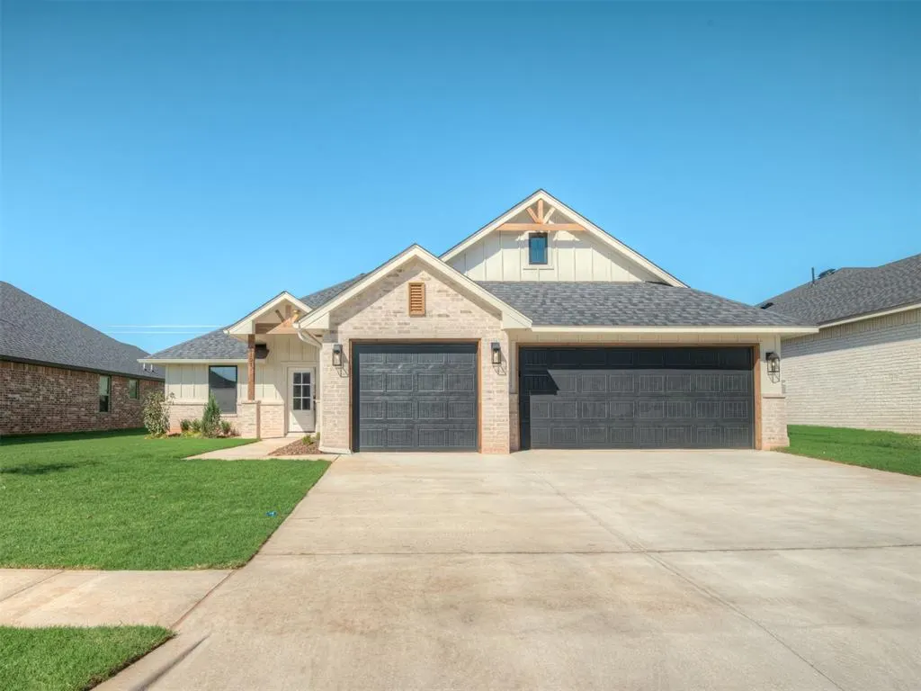 Front exterior — 5101 Misty Wood Lane, Mustang, OK 73064