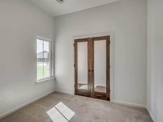 Photo 3 — 5101 Misty Wood Lane, Mustang, OK 73064