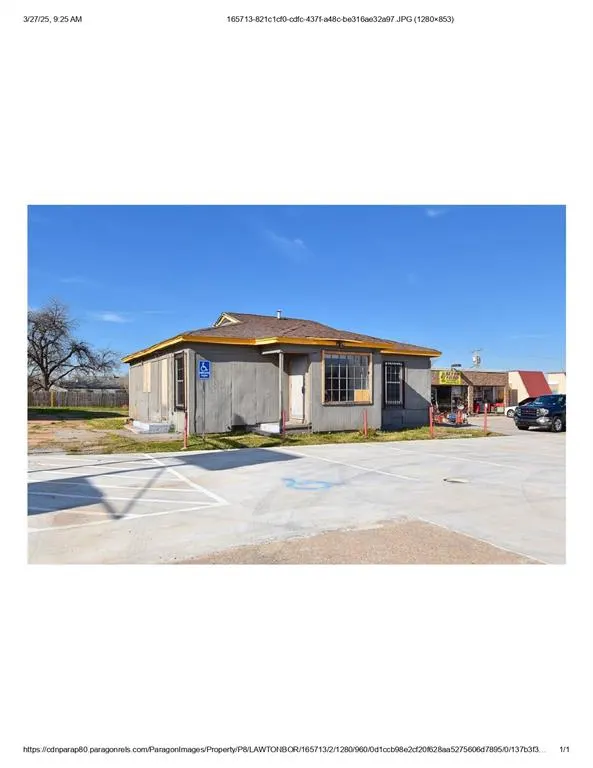 Front exterior — 1527 W Gore Boulevard, Lawton, OK 73501