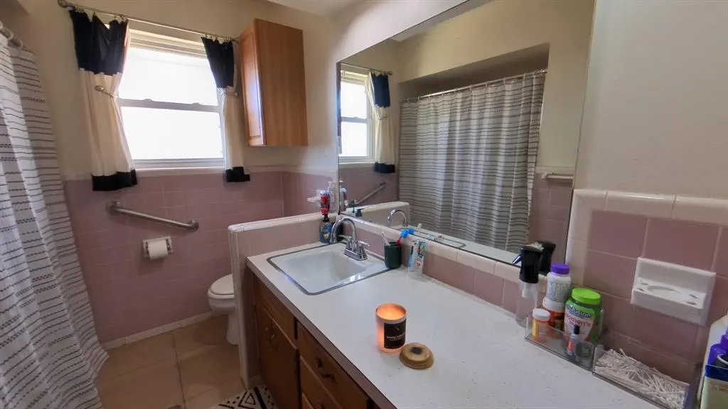 Photo 10 — 417 S 24th Street, Clinton, OK 73601