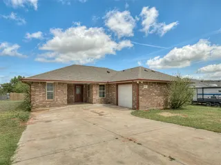 Sold home at 663 SW 12th Street