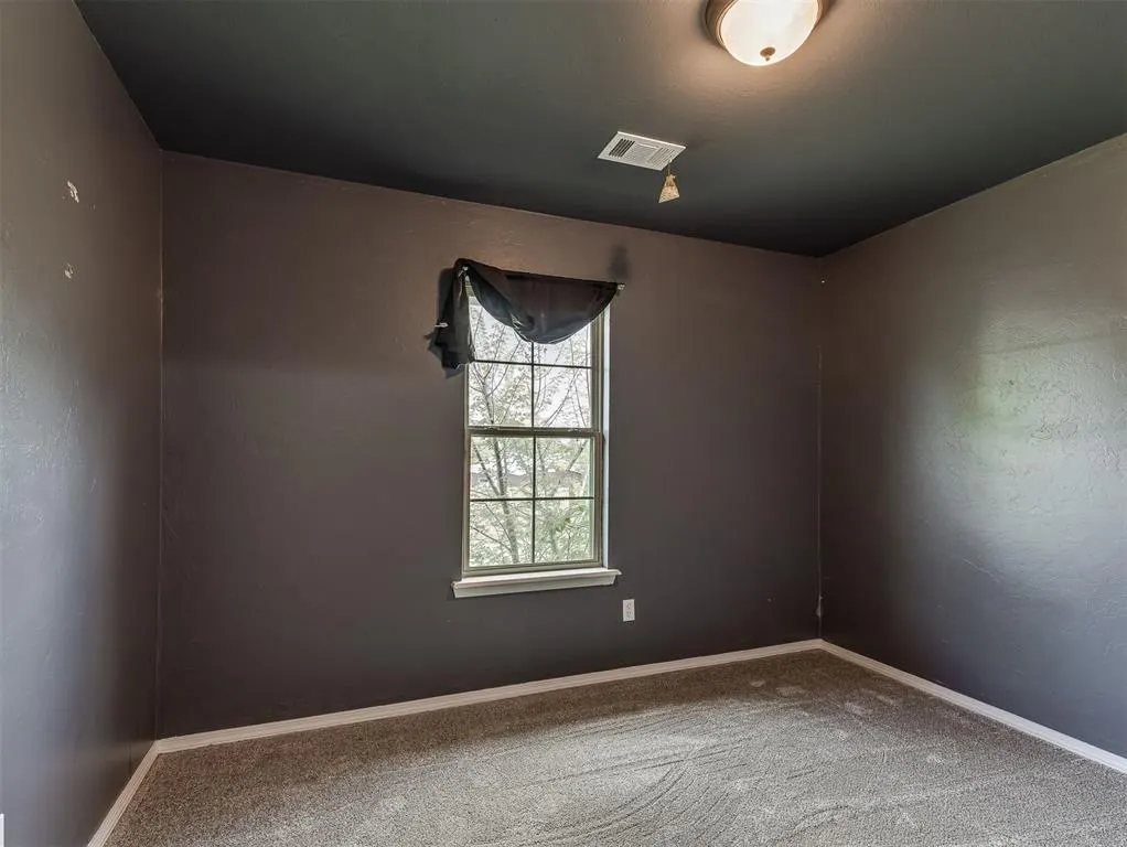Photo 24 — 663 SW 12th Street, Blanchard, OK 73010
