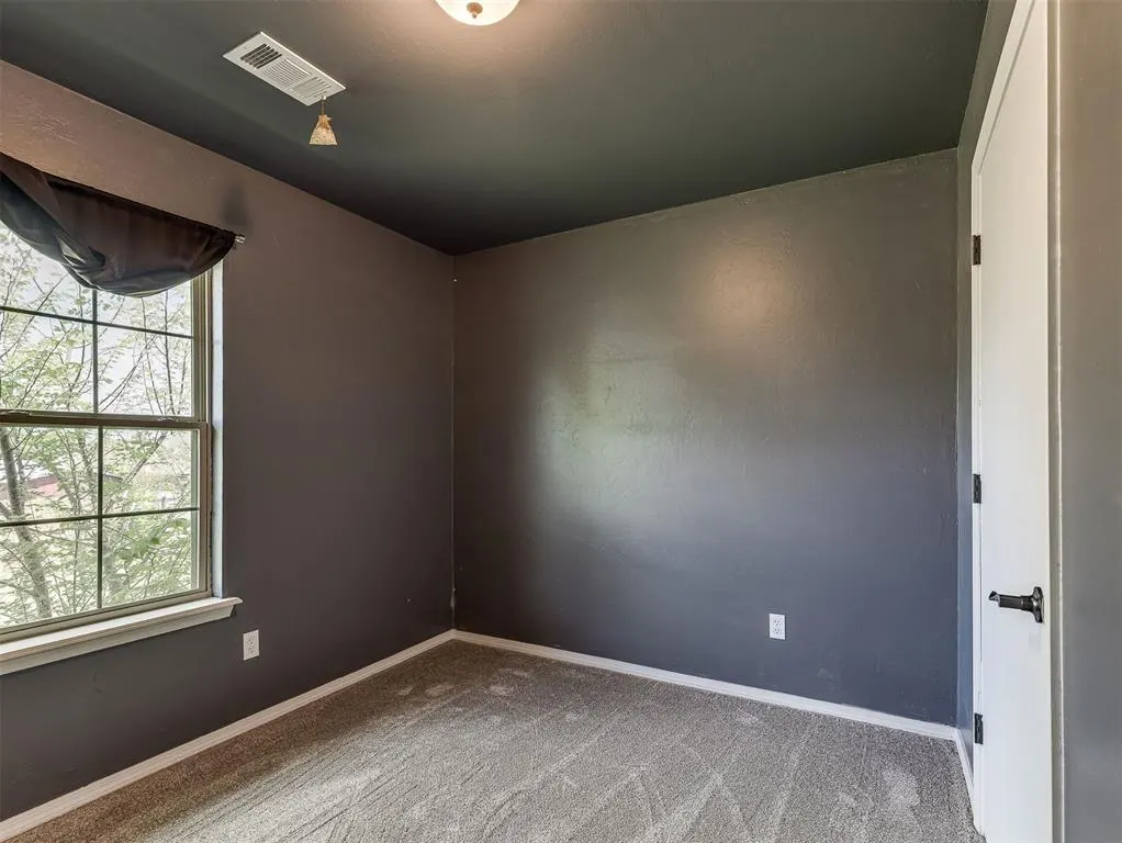 Photo 25 — 663 SW 12th Street, Blanchard, OK 73010