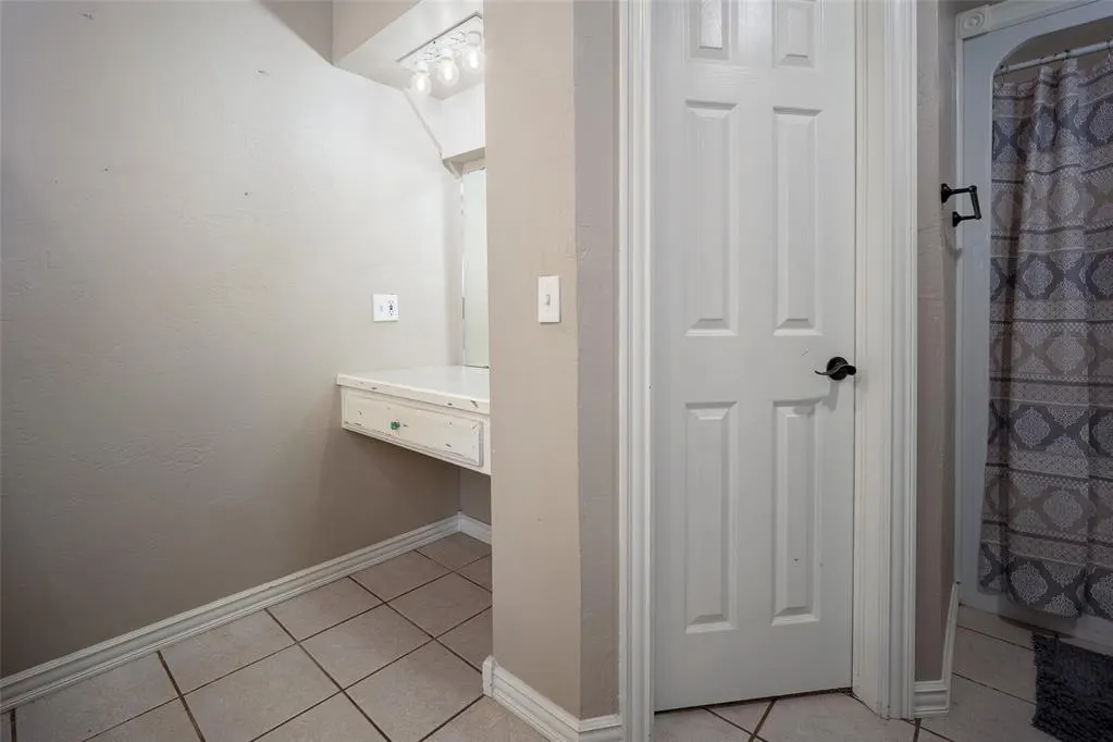 Photo 12 — 24286 E County Road 1580 Road, Elmore City, OK 73433