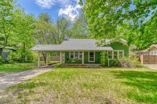 Sold home at 620 Chautauqua Avenue