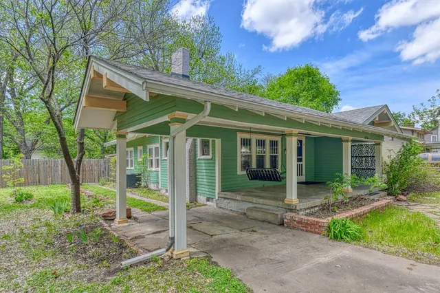 Photo 3 — 620 Chautauqua Avenue, Norman, OK 73069