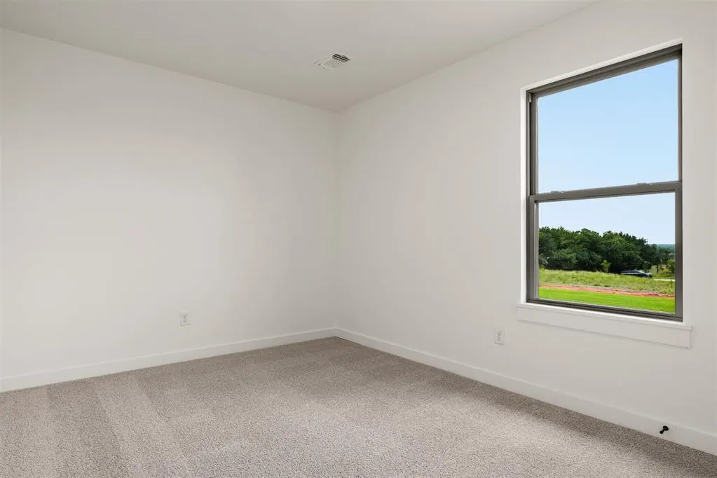 Photo 29 — 24175 Western Avenue, Washington, OK 73093