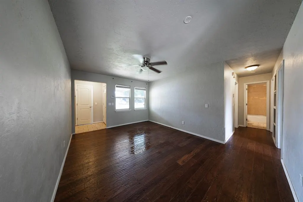 Photo 4 — 734 W 7th Street, Edmond, OK 73003