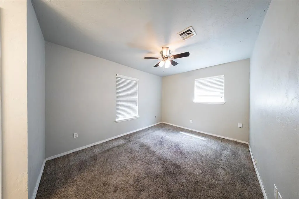 Photo 10 — 734 W 7th Street, Edmond, OK 73003