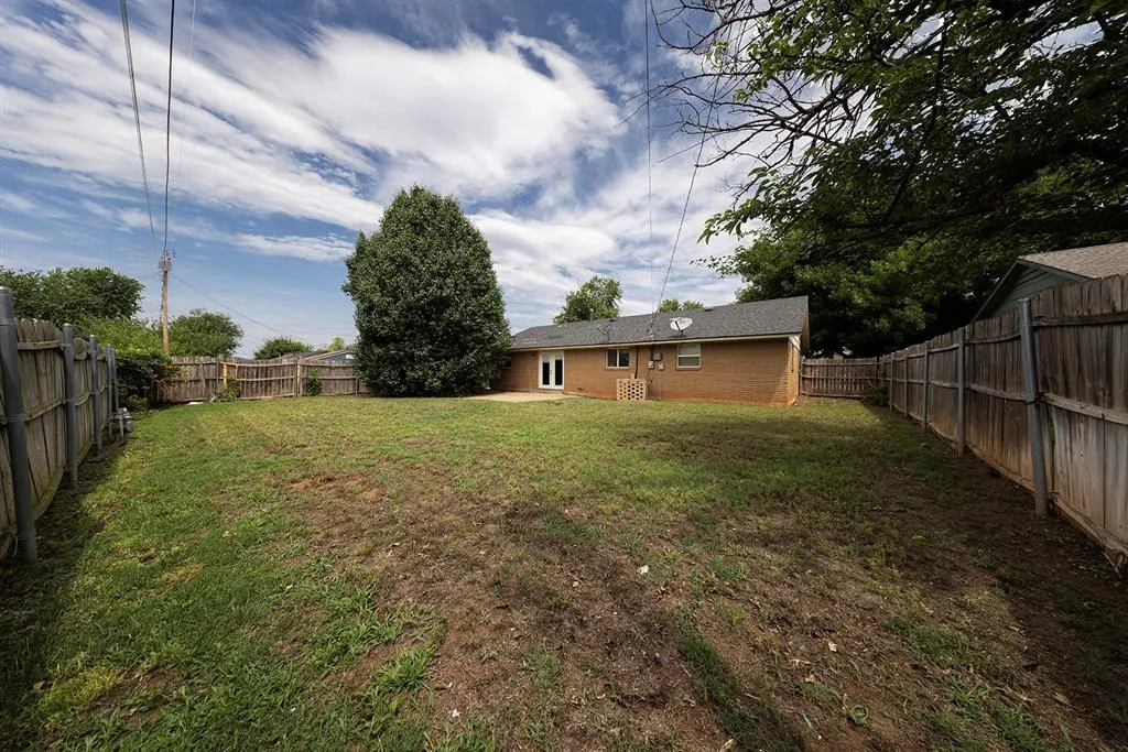 Photo 20 — 734 W 7th Street, Edmond, OK 73003