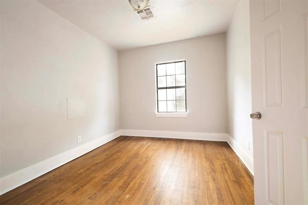 Photo 6 — 1200 NE 19th Street, Oklahoma City, OK 73111