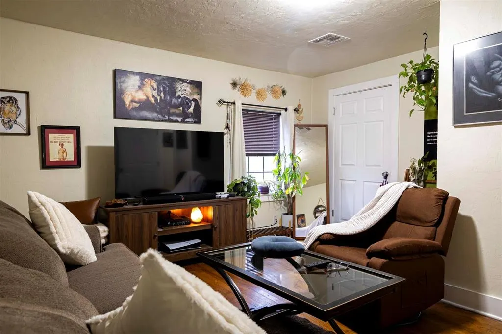 Photo 15 — 1200 NE 19th Street, Oklahoma City, OK 73111