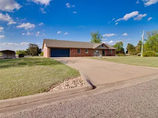 Sold home at 215 W 12th Street