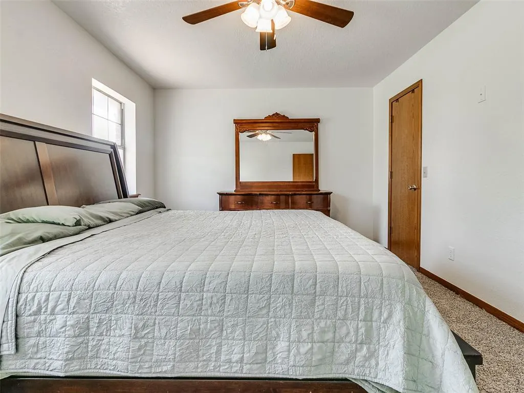 Photo 27 — 215 W 12th Street, Stroud, OK 74079