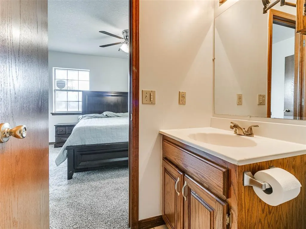 Photo 30 — 215 W 12th Street, Stroud, OK 74079
