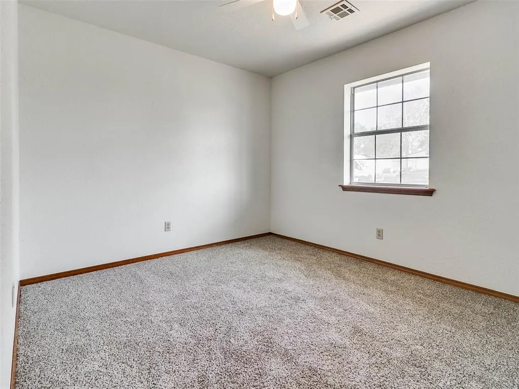 Photo 34 — 215 W 12th Street, Stroud, OK 74079