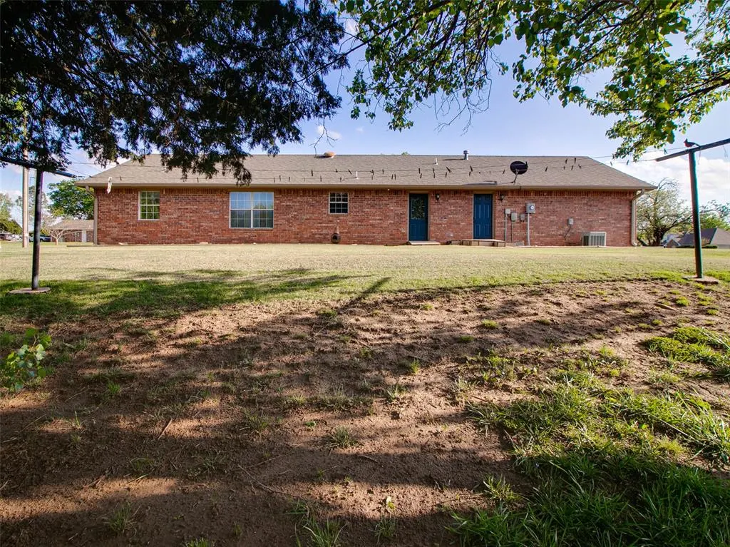 Photo 46 — 215 W 12th Street, Stroud, OK 74079