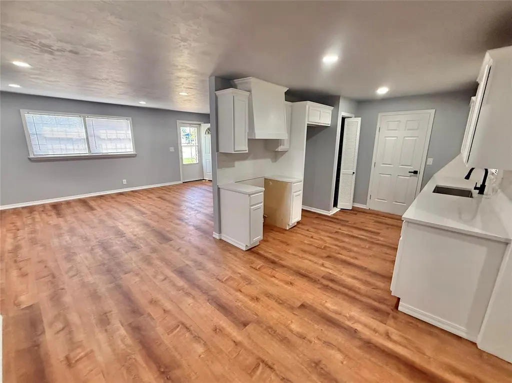 Photo 4 — 517 W Bradford Avenue, Altus, OK 73521