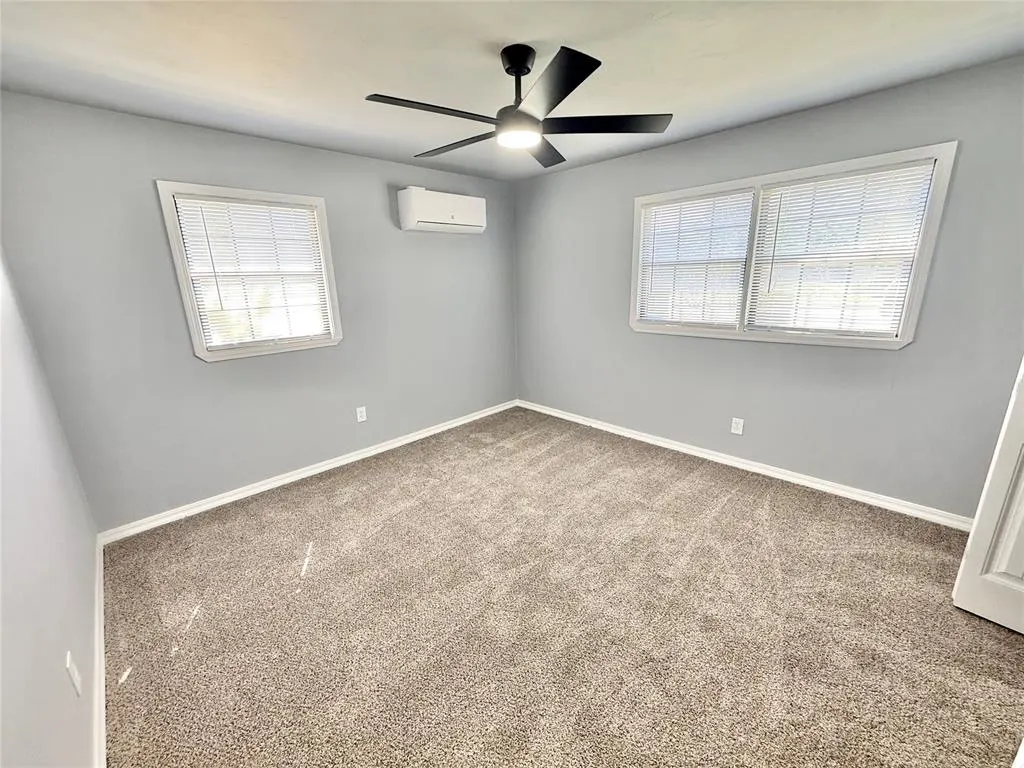 Photo 8 — 517 W Bradford Avenue, Altus, OK 73521