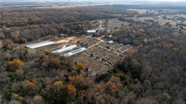 Photo 3 — 790951 S 3310 Road, Wellston, OK 74881