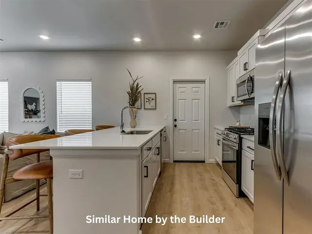 Photo 8 — 19608 Horseshoe Avenue, Edmond, OK 73012
