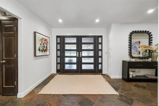 Photo 3 — 3225 Stonybrook Road, Oklahoma City, OK 73120