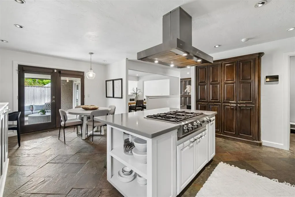 Photo 13 — 3225 Stonybrook Road, Oklahoma City, OK 73120