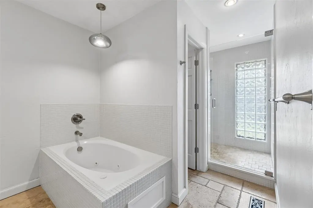 Photo 20 — 3225 Stonybrook Road, Oklahoma City, OK 73120